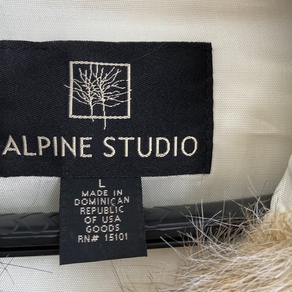 Alpine Studio White/off white Faux Fur Hooded Coat with Pattern Large - Picture 3 of 11